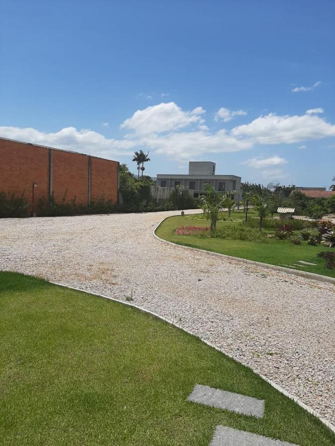 Excelente Sobrado Confortavel No Centro De Tijucas Proximo As Praias Exterior foto